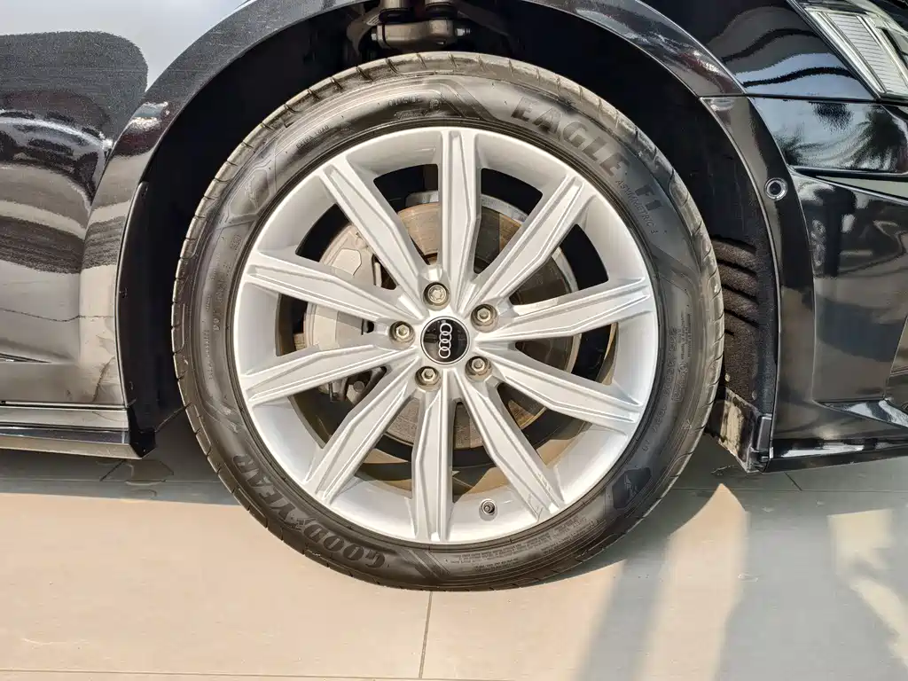 Audi A6L 2024 45 TFSI Premium Dynamic Model купить на сайте DeffCars