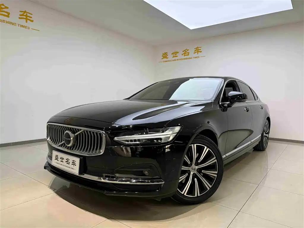 Volvo S90 2021 B5 Zhiyi Luxury Edition купить на сайте DeffCars