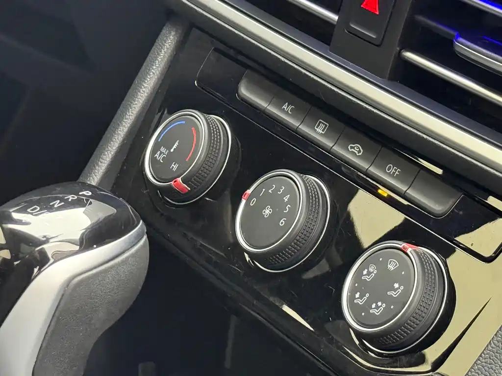 Sagitar 2023 300TSI DSG Super Edition купить на сайте DeffCars