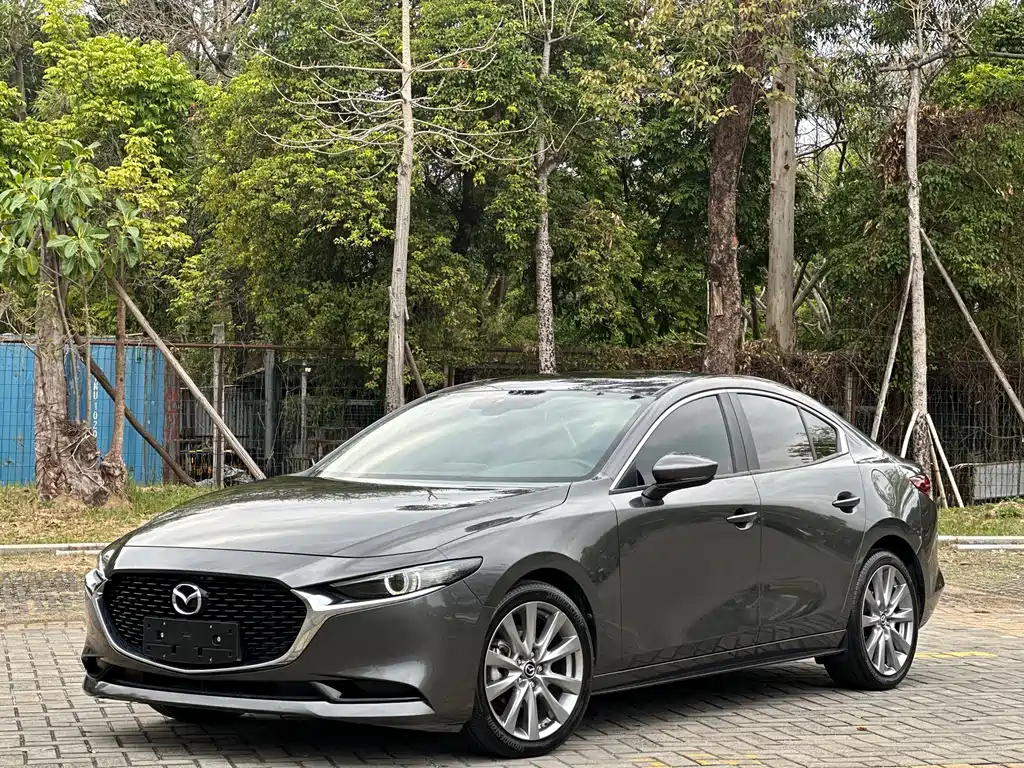 Mazda3 Angkesela 2020 2.0L Automatic Premium Edition купить на сайте DeffCars