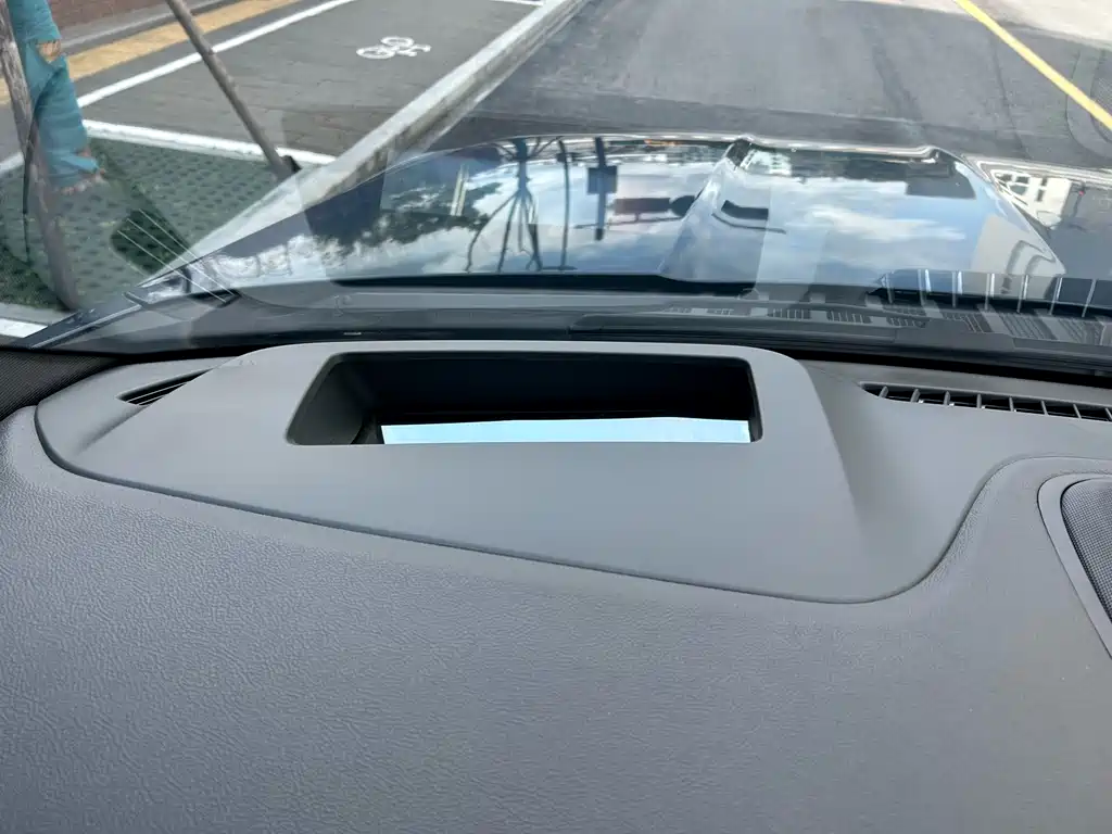 Navigator 2022 3.5T Honor Edition купить на сайте DeffCars