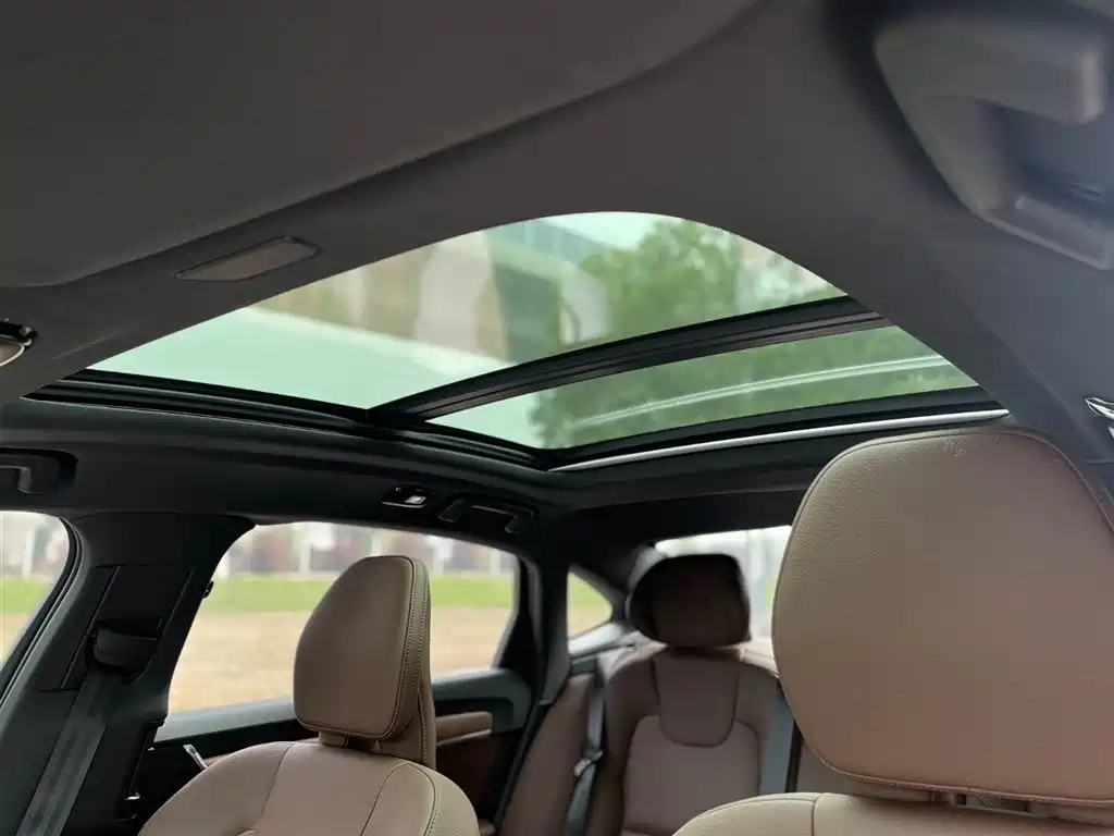 Volvo S90 2024 B5 Zhiyi Luxury Edition купить на сайте DeffCars