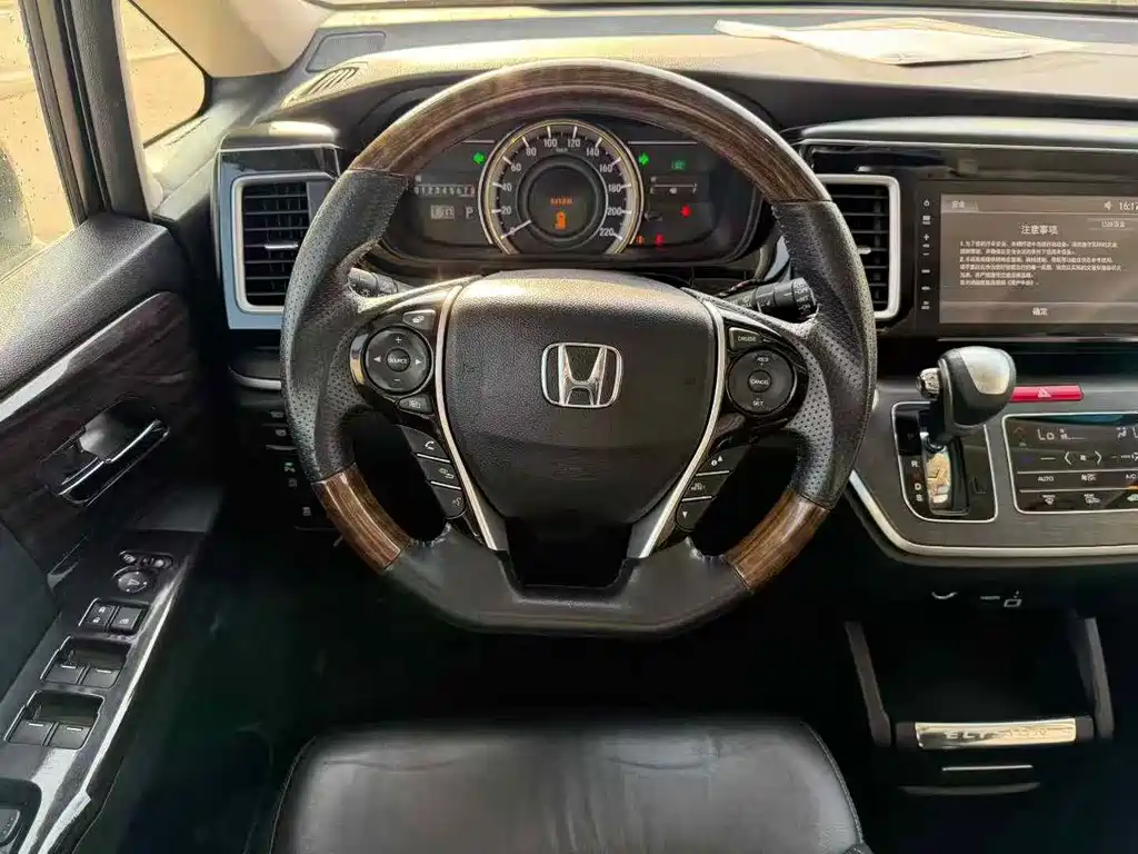 Alison 2016 2.4L Deluxe Edition купить на сайте DeffCars