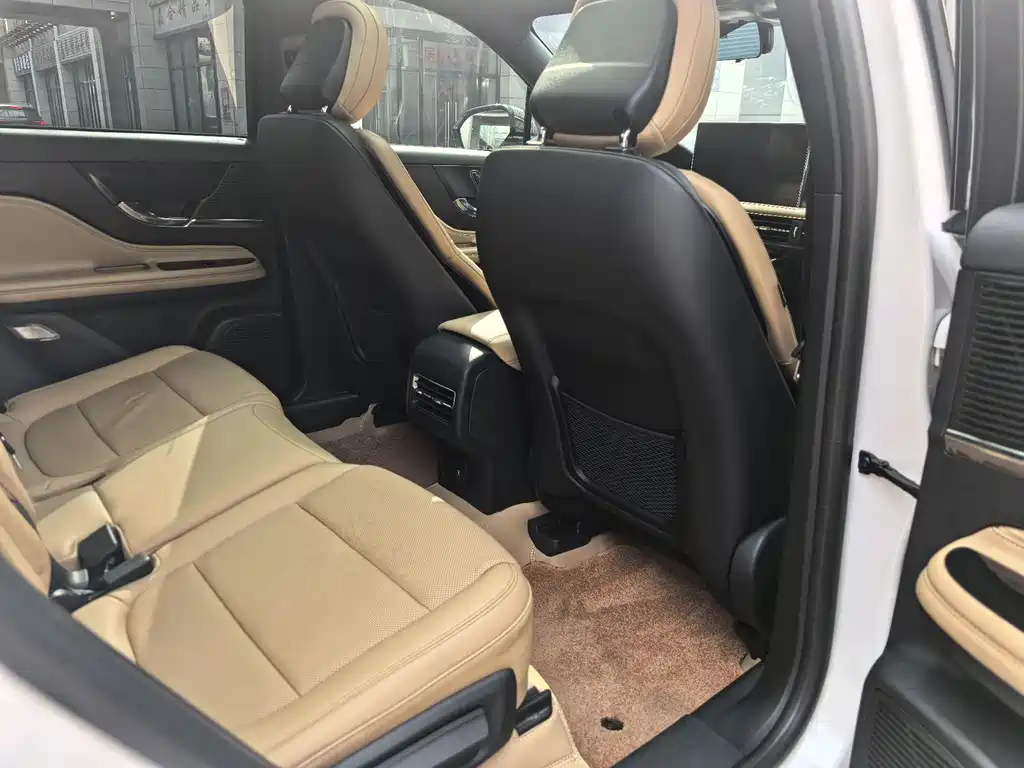 Adventurer 2021 2.0T Two-wheel drive Premium Edition купить на сайте DeffCars