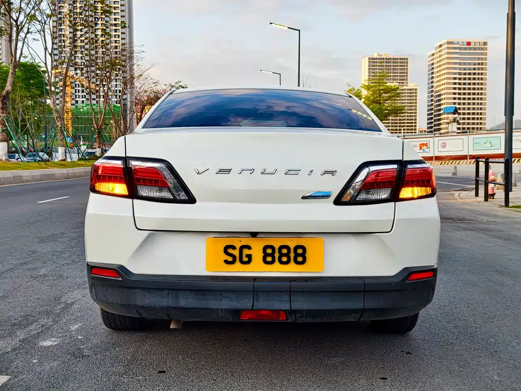 Venucia D60 2018 1.6L CVT Intelligent Link Elite Edition купить на сайте DeffCars