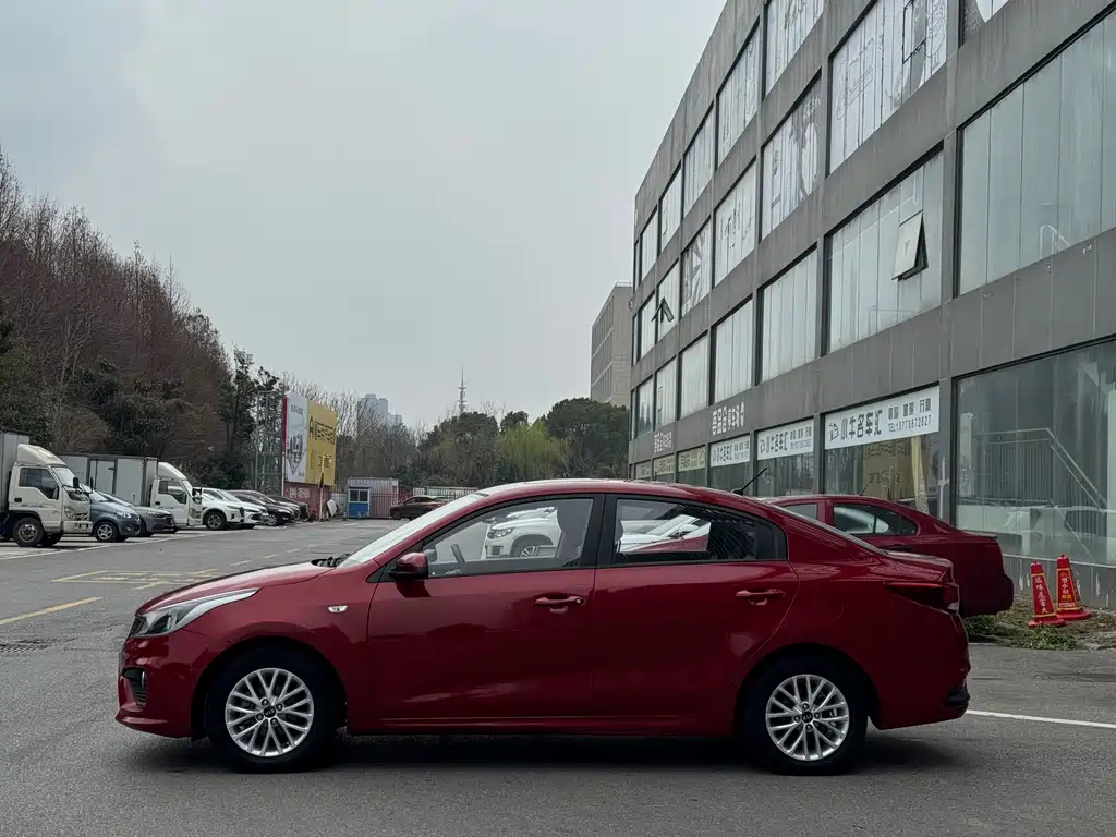 Kia K2 2017 Sedan 1.4L AT GLS купить на сайте DeffCars