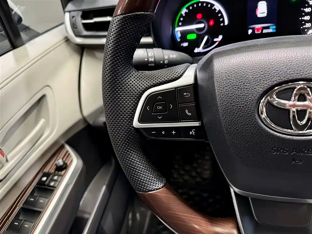 Grevia 2024 2.5L Hybrid Comfort Edition купить на сайте DeffCars