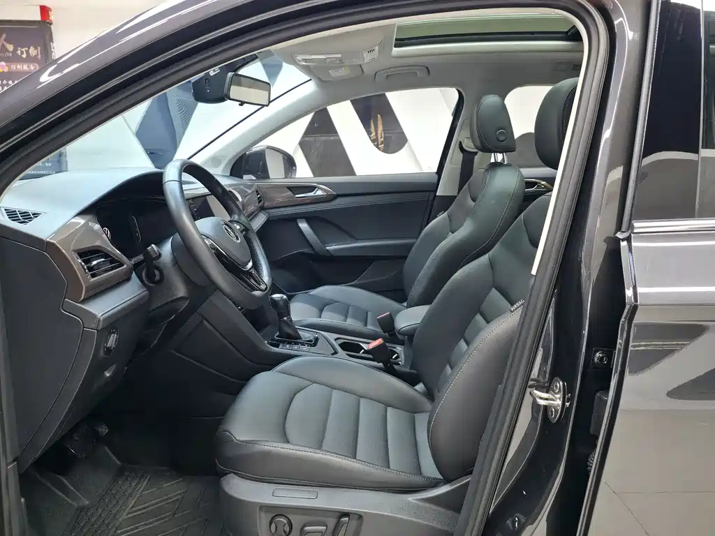 Tuyue 2022 280TSI two-wheel drive luxury version купить на сайте DeffCars