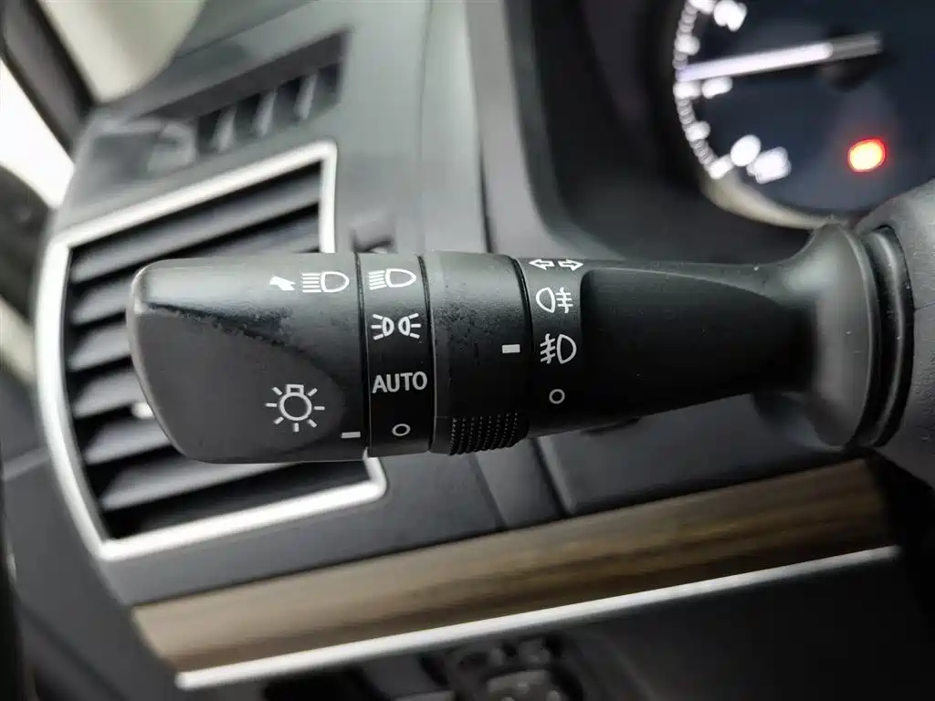 Prado 2018 3.5L automatic TX-L NAVI rear mounted spare tire купить на сайте DeffCars