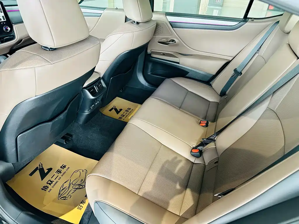 Lexus ES 2025 200 Premium Edition купить на сайте DeffCars