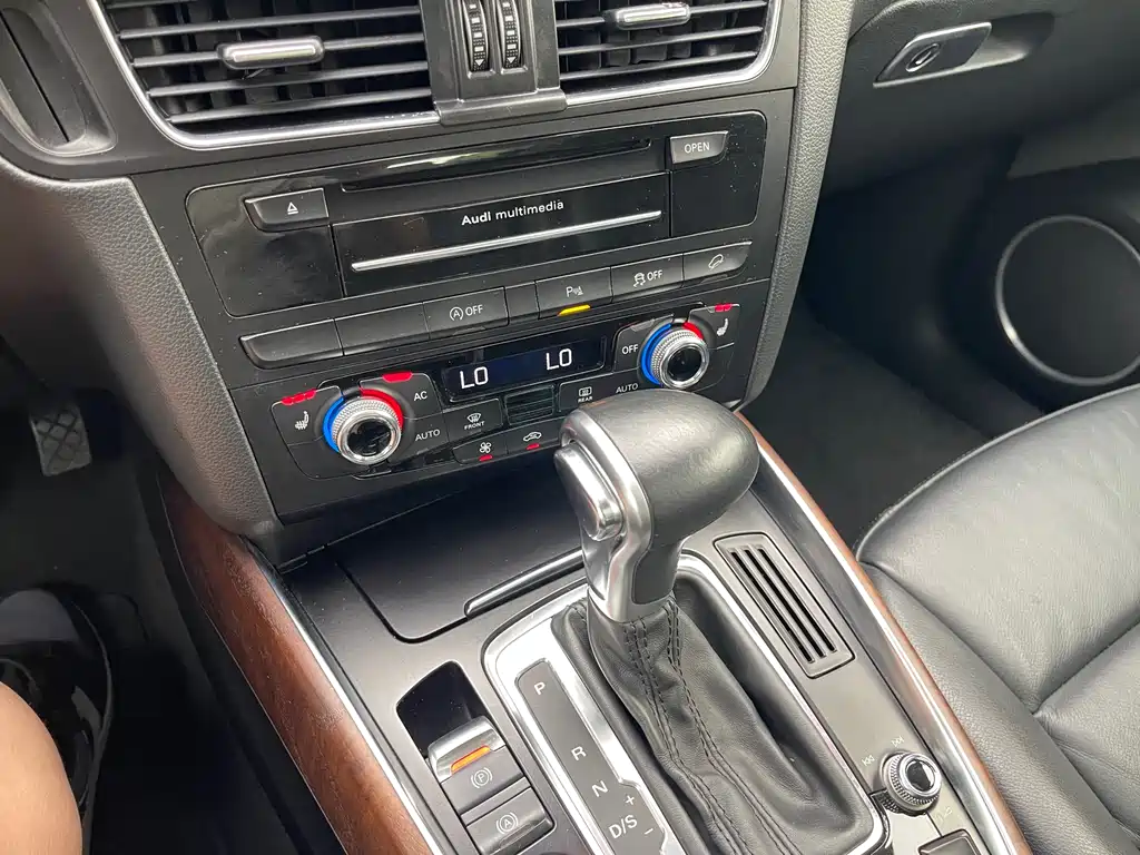 Audi Q5 2013 40 TFSI comfort type купить на сайте DeffCars