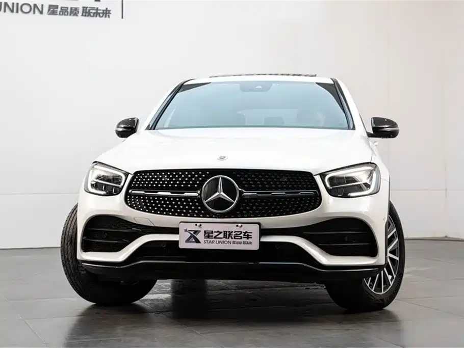 Mercedes-Benz GLC Coupe 2023 GLC 300 4MATIC Coupe SUV купить на сайте DeffCars
