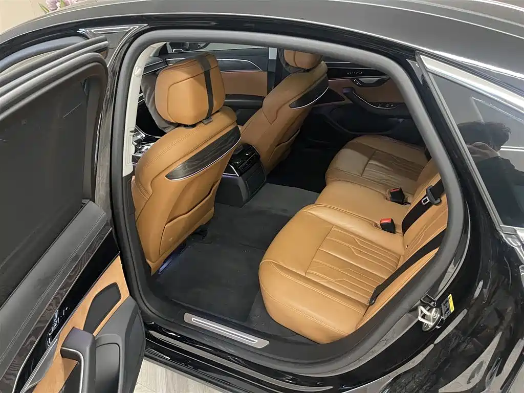 Audi A8 2023 A8L 45 TFSI quattro luxury model купить на сайте DeffCars