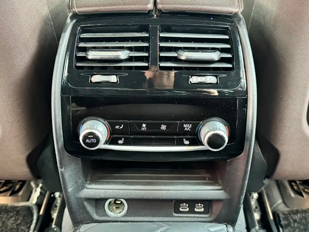 BMW 5 Series 2022 Facelift 2 530Li Exclusive M Sports Package купить на сайте DeffCars