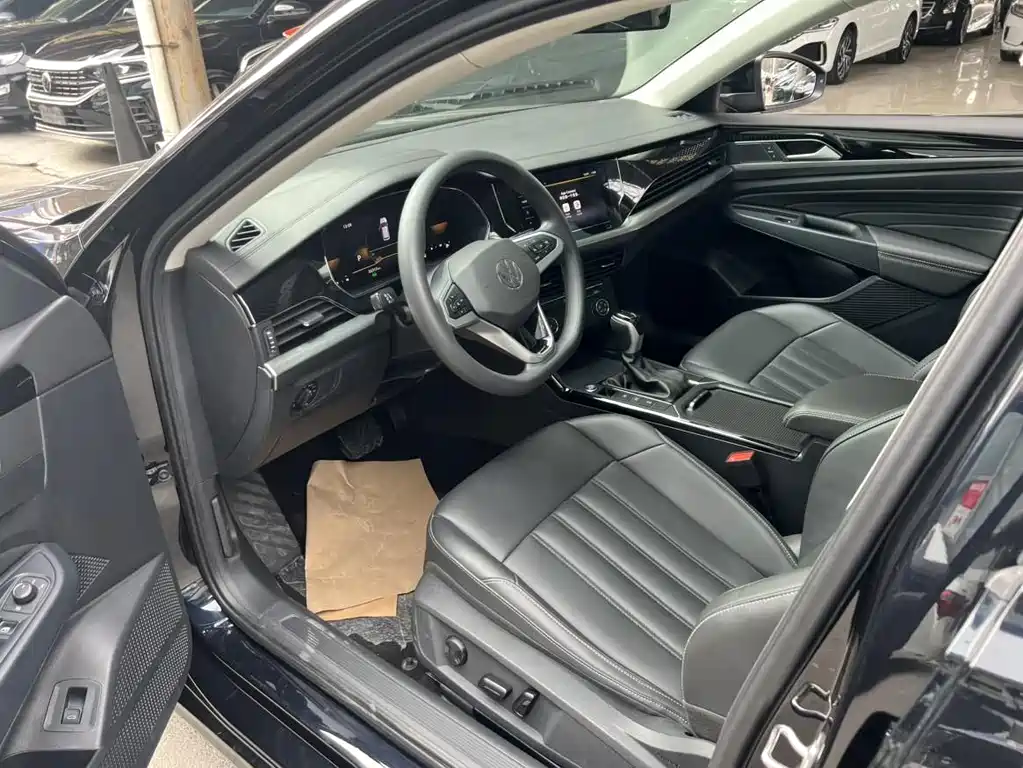 Passat 2023 280TSI Business Edition купить на сайте DeffCars