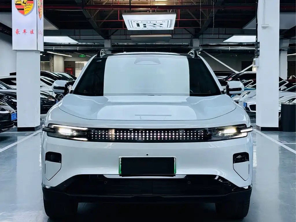 Changan Qiyuan E07 2025 pure electric four-wheel drive 90kWh Ultra high-performance version купить на сайте DeffCars