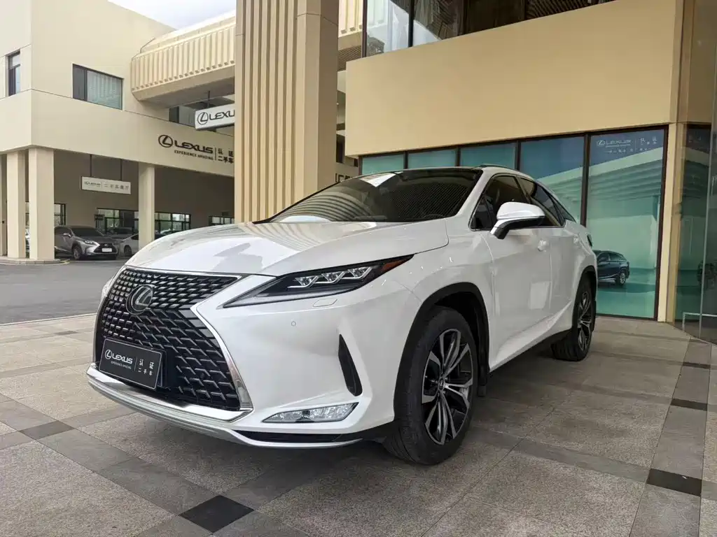 Lexus RX 2020 facelift 300 four-wheel drive elegant version купить на сайте DeffCars