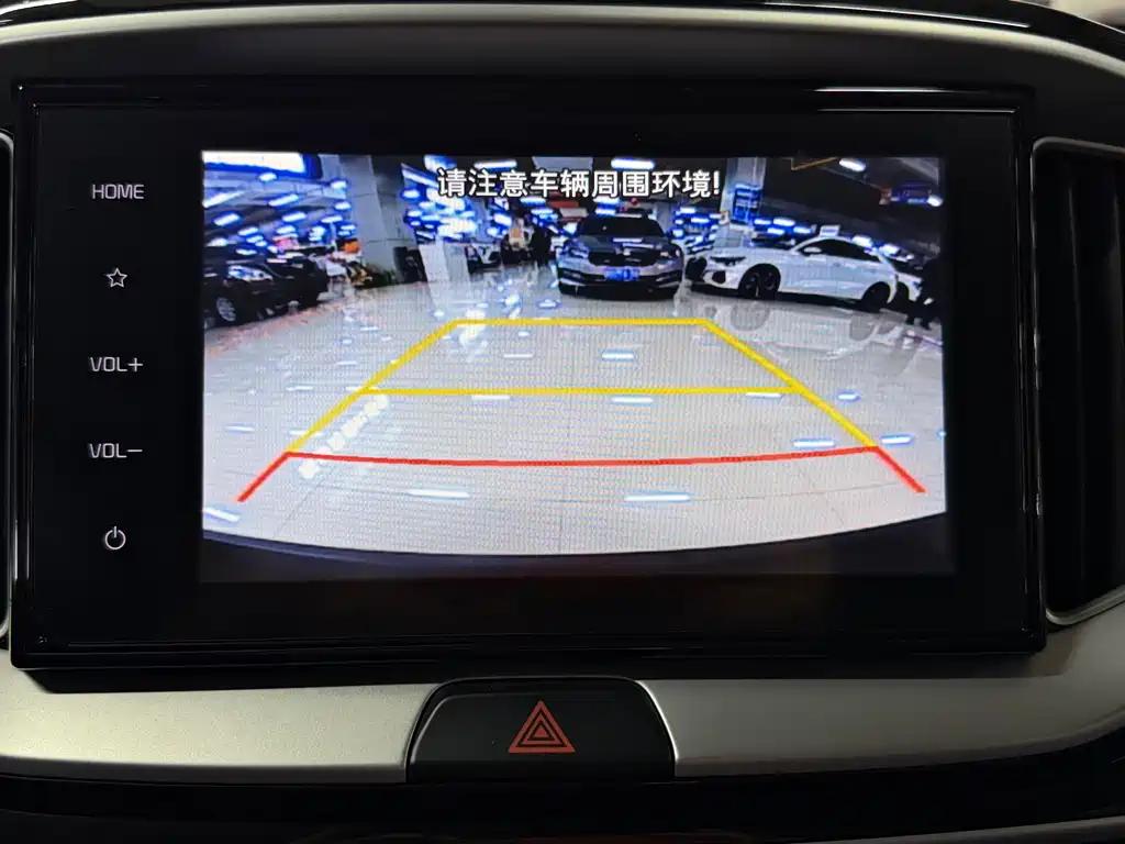 Yipao 2021 1.4L CVT sunroof model купить на сайте DeffCars