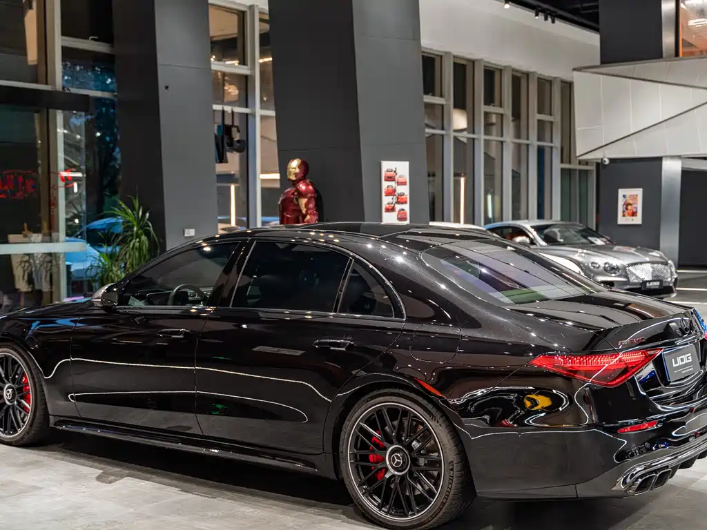 Mercedes-Benz S-Class AMG New Energy 2024 AMG S 63 L E Performance купить на сайте DeffCars