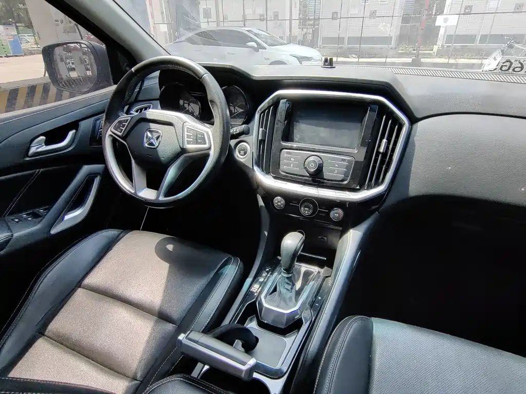 Yusheng S350 2017 2.0T automatic two-wheel drive diesel luxury sunroof version 5 seats купить на сайте DeffCars