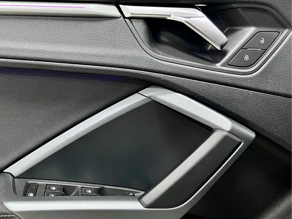 Audi Q3 Sportback 2020 40 TFSI Fashion купить на сайте DeffCars