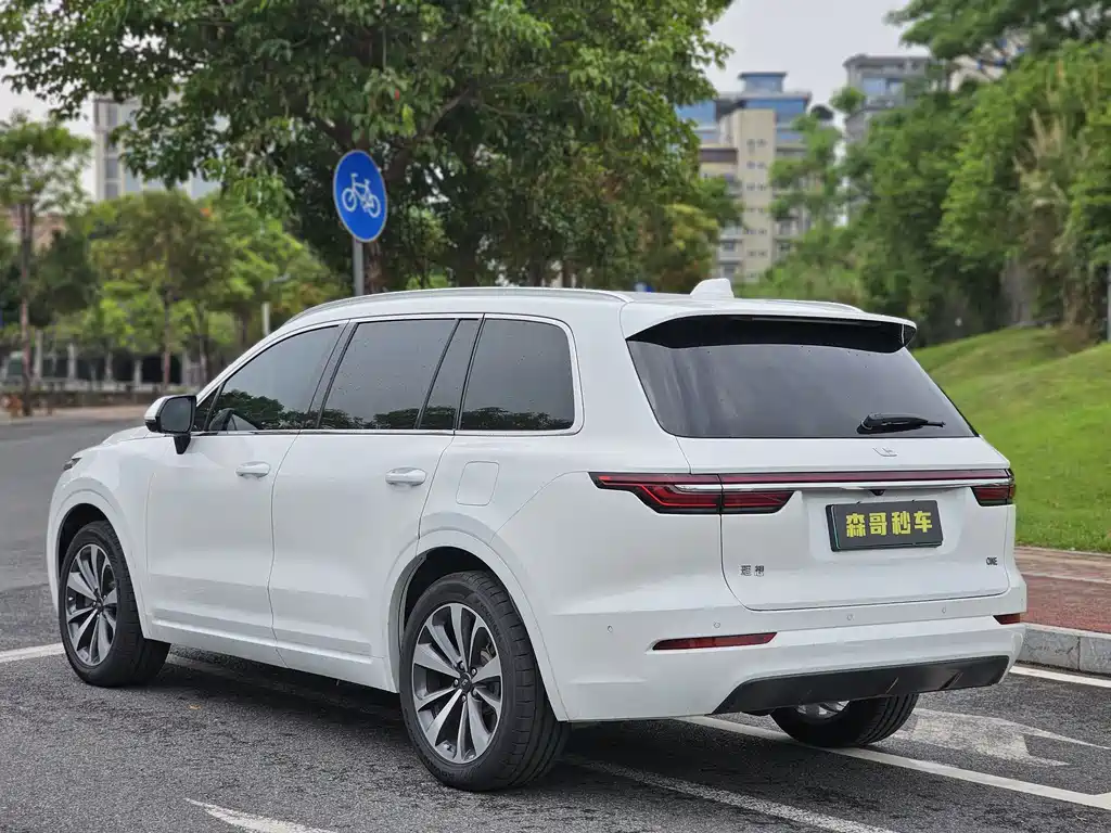 Ideal ONE 2021 extended range 6-seater version купить на сайте DeffCars