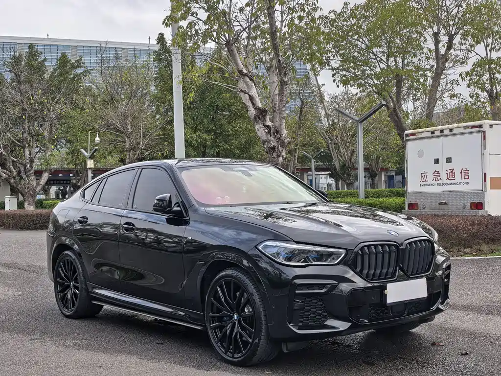 BMW X6 2022 facelift second xDrive40i exclusive M sports package купить на сайте DeffCars