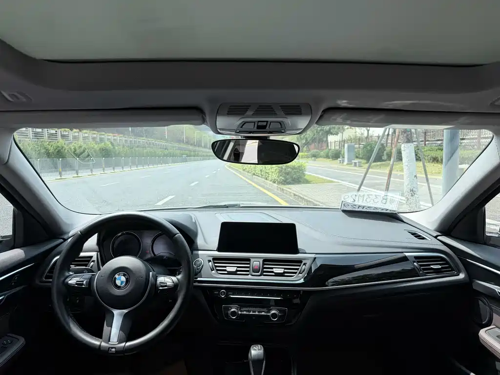 BMW 1 Series 2019 118i M Sports Package купить на сайте DeffCars