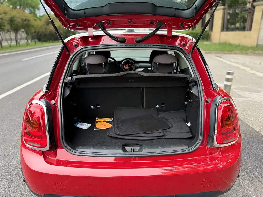 Mini 2014 1.5T Cooper Excitement купить на сайте DeffCars