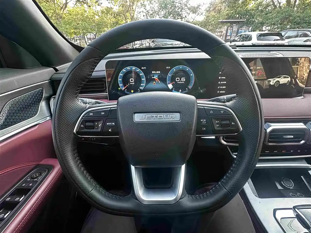 Jietu X70 PLUS 2023 model 1.5T DCT Ziqiang PRO 5 seats купить на сайте DeffCars