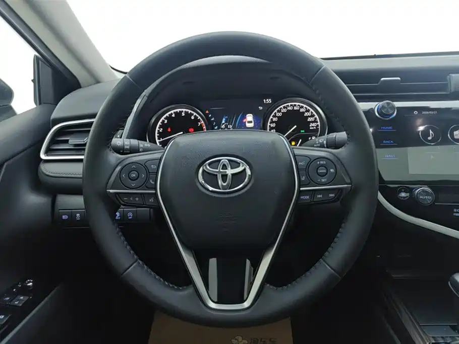 Camry 2019 2.0G Deluxe Edition National VI купить на сайте DeffCars