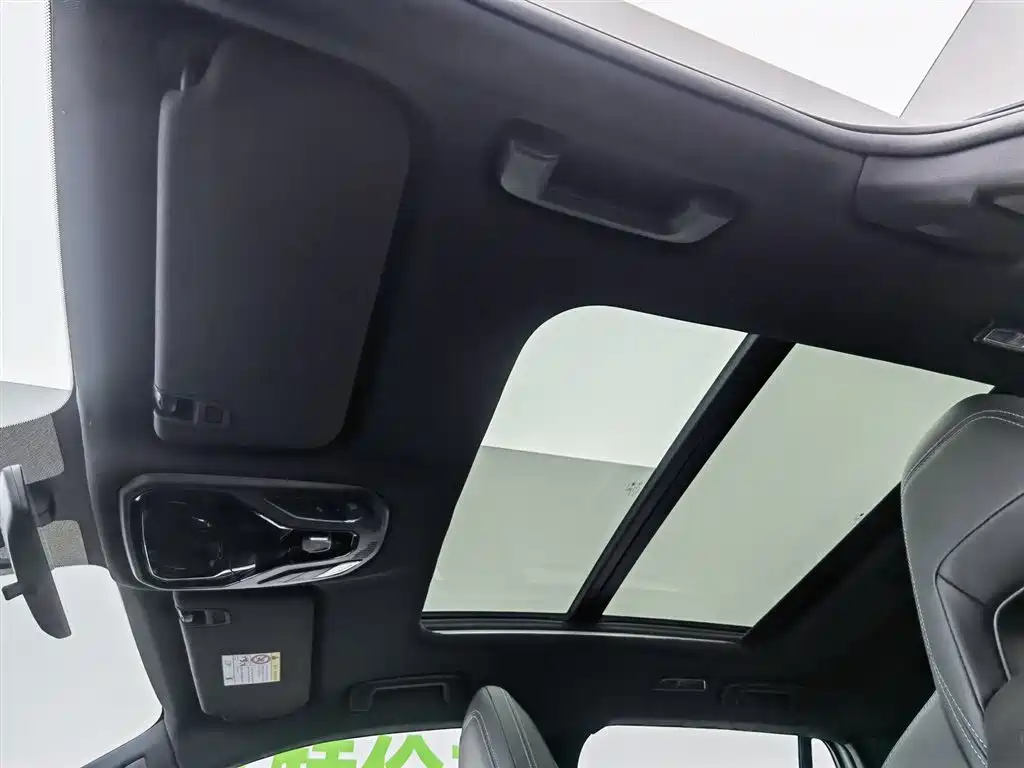 Lynk & Co 06 2023 Remix 1.5T Pro купить на сайте DeffCars