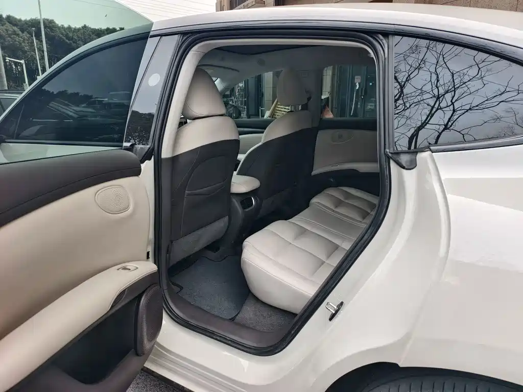 Zhiji LS6 2023 Max long battery life version купить на сайте DeffCars