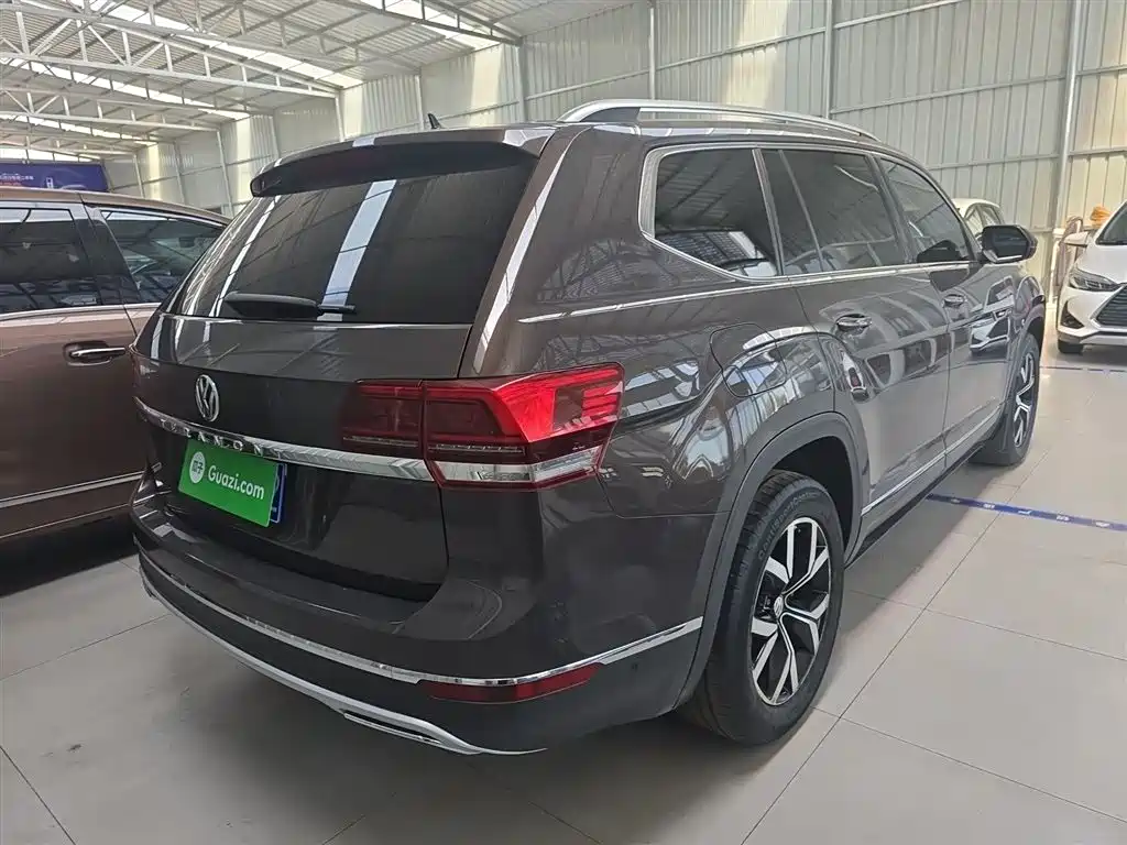 Touron 2020 380TSI four-wheel drive luxury version National VI купить на сайте DeffCars