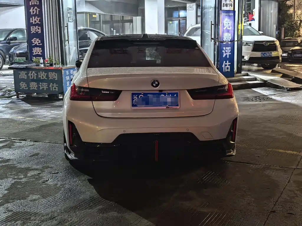 BMW 3 Series 2025 330Li M Sports Night Package купить на сайте DeffCars