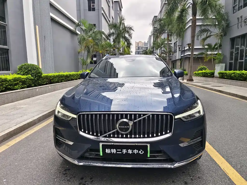 Volvo XC60 plug-in hybrid 2023 T8 plug-in hybrid long-range four-wheel drive Zhiyuan luxury version купить на сайте DeffCars