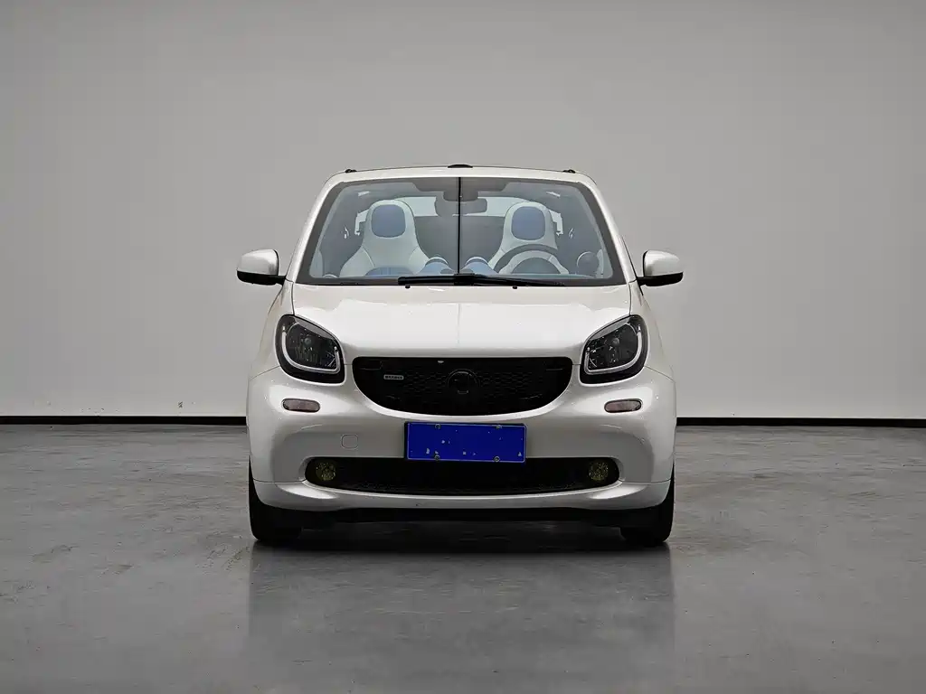 smart fortwo 2016款 0.9T 66千瓦敞篷极致版 купить на сайте DeffCars