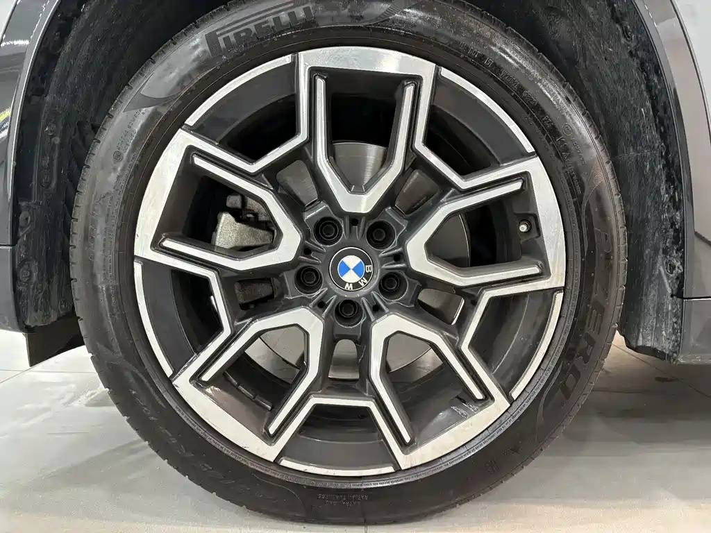 BMW X1 2023 sDrive25Li X Design Package купить на сайте DeffCars
