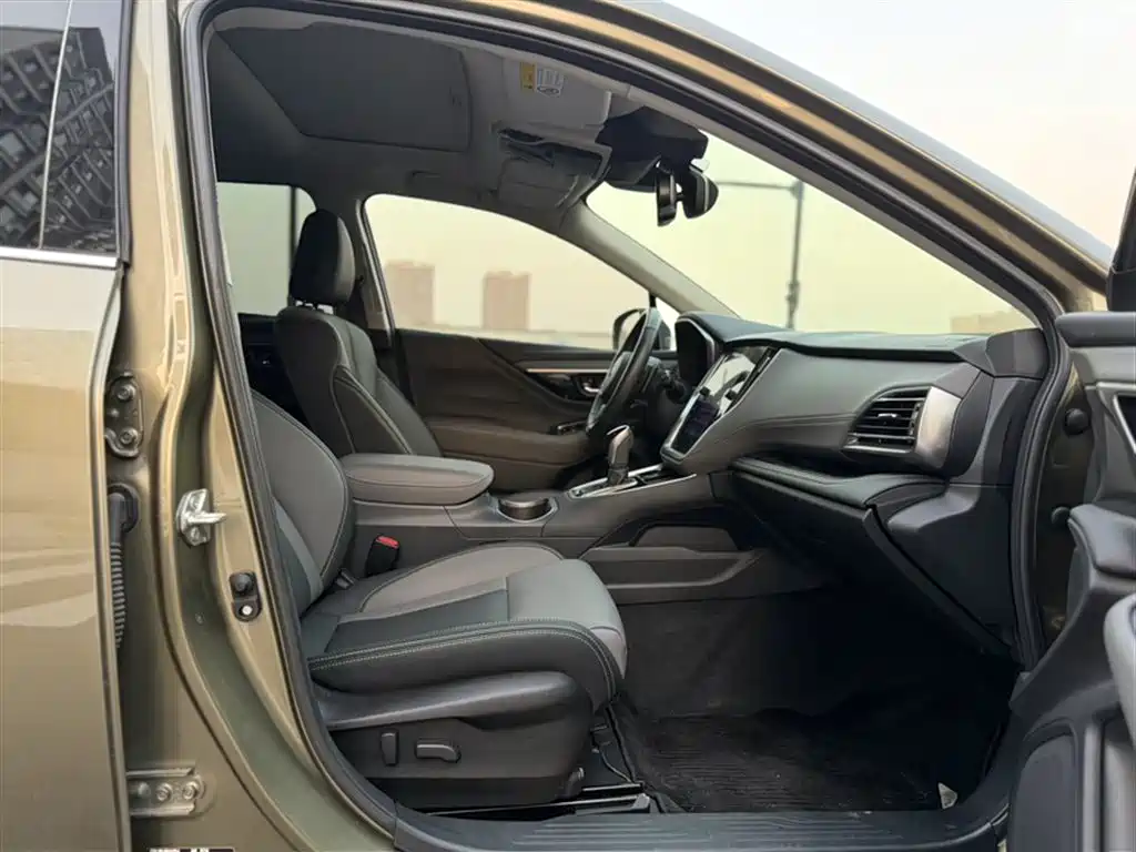Outback 2021 2.5i Explorer Edition EyeSight купить на сайте DeffCars
