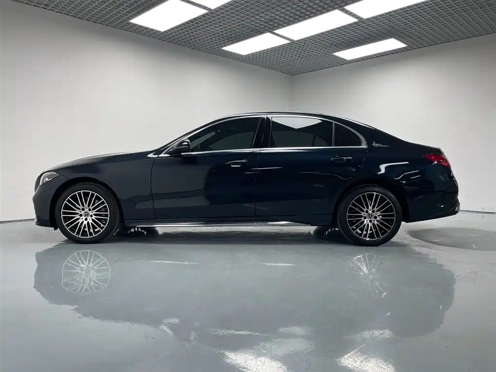 Mercedes-Benz C-Class 2024 facelift three C 260 L sports version купить на сайте DeffCars