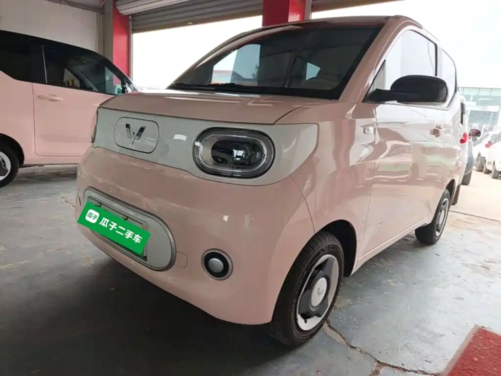 Hongguang MINIEV 2024 third generation 215km youth version купить на сайте DeffCars