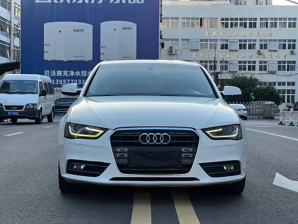Audi A4L 2013 35 TFSI automatic luxury model купить на сайте DeffCars