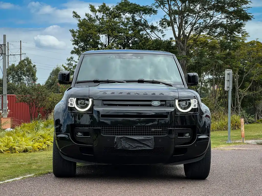 Land Rover Defender 2023 facelift 110 3.0T P400 X-DYNAMIC HSE купить на сайте DeffCars