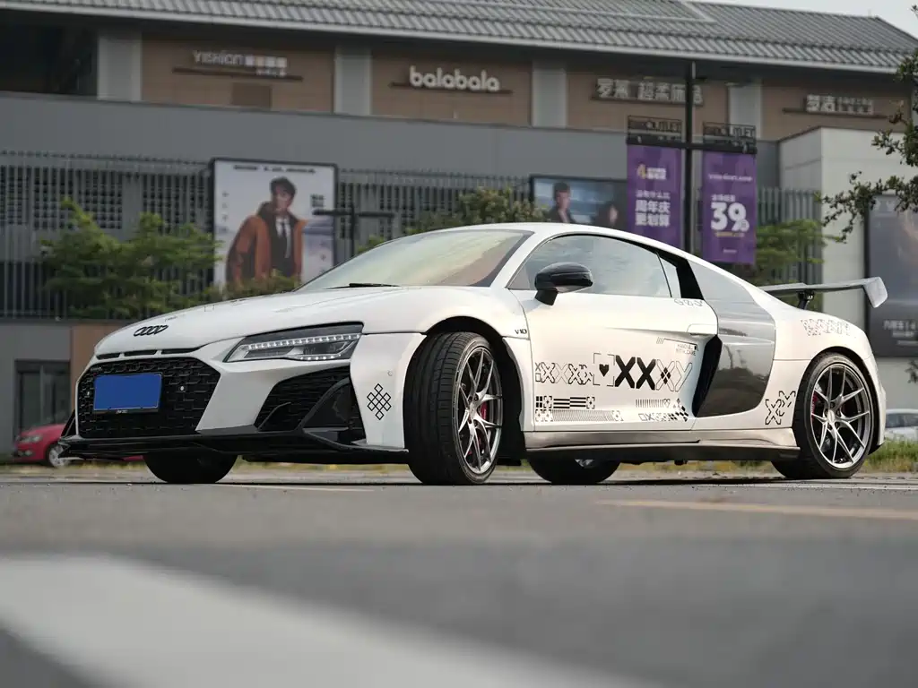 Audi R8 2014 4.2 FSI quattro купить на сайте DeffCars