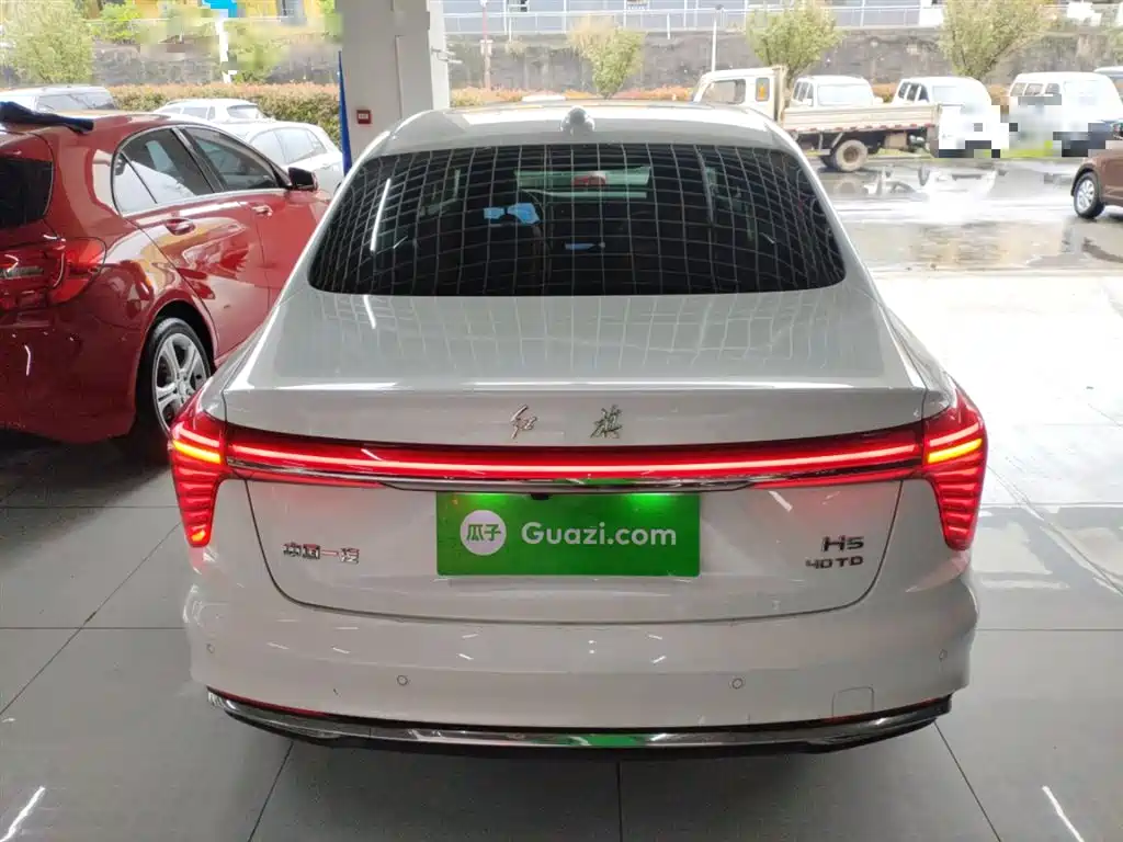 Hongqi H5 2024 2.0T Automatic Intelligent Connected Flag Edition купить на сайте DeffCars