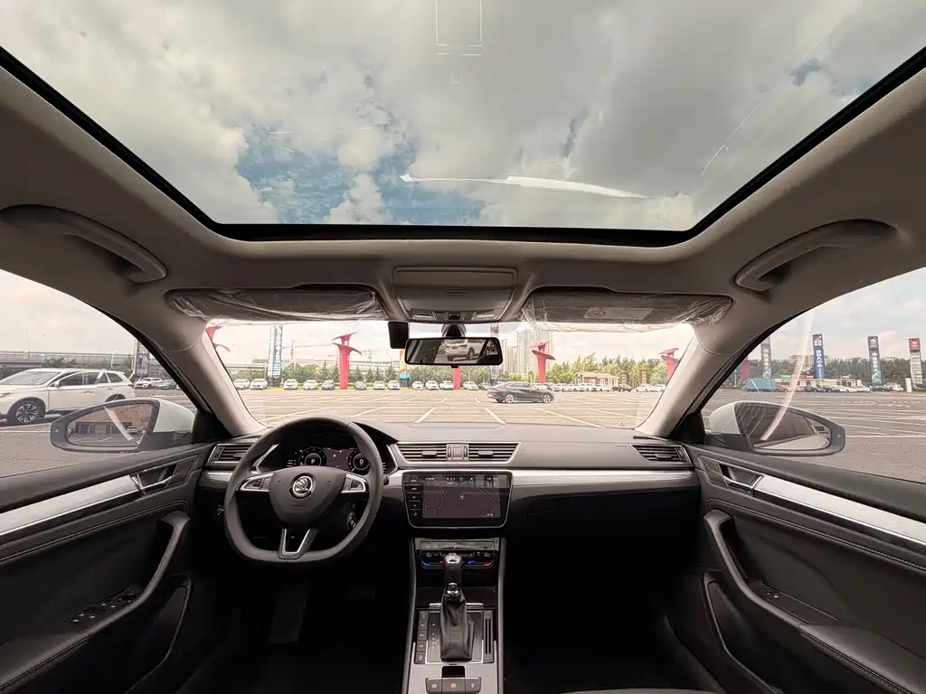 Superb 2024 TSI280 DSG Premium Edition купить на сайте DeffCars