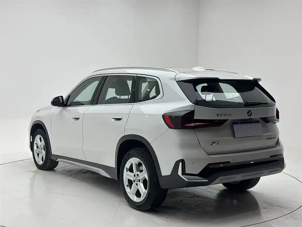 BMW X1 2023 sDrive20Li X Design Package купить на сайте DeffCars