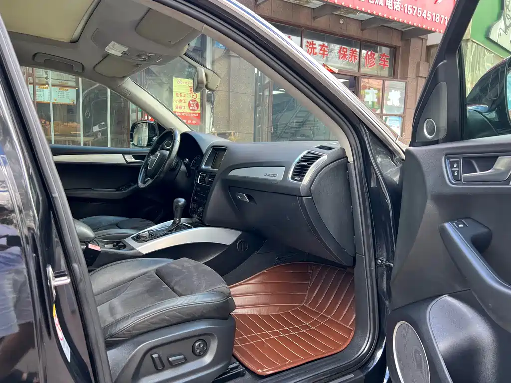 Audi Q5 2011 2.0TFSI Dynamic купить на сайте DeffCars