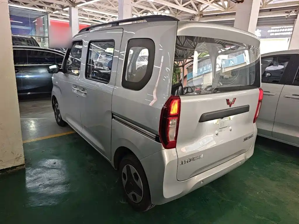 Hong Guang Light EV 2025 305km aggressive model купить на сайте DeffCars