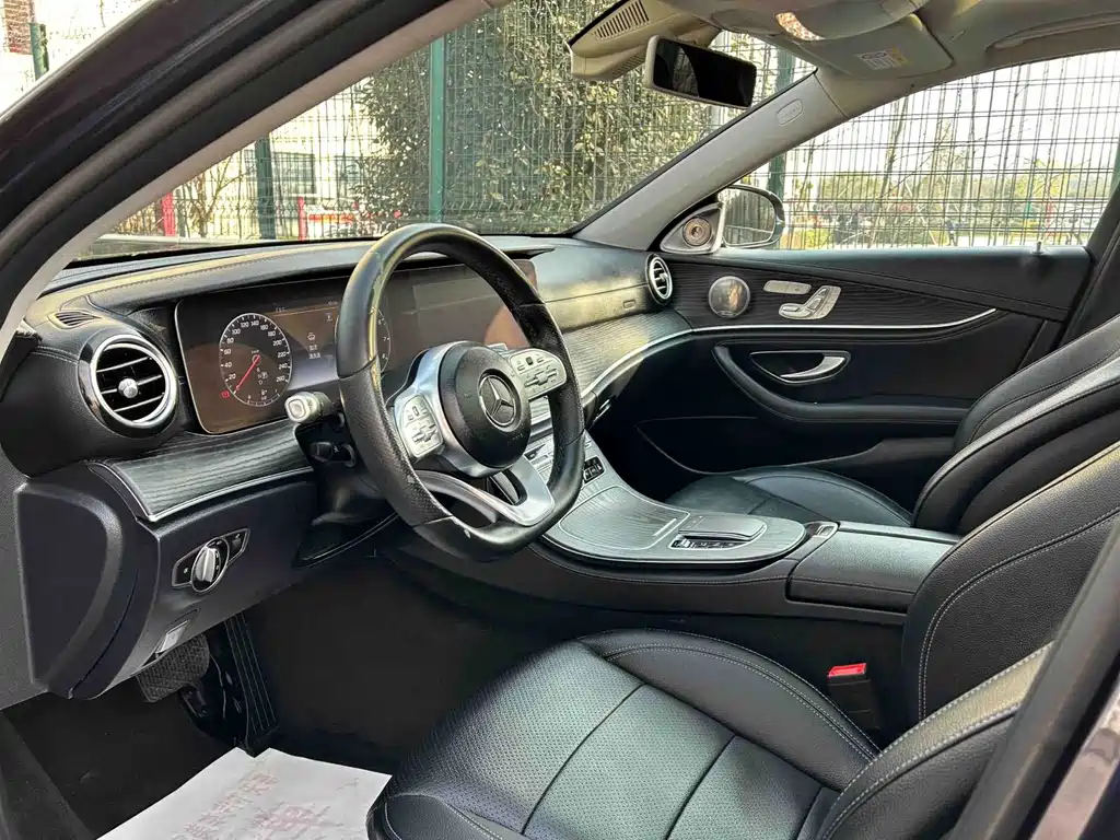 Mercedes-Benz E-Class 2019 E 300 L Sporty and Stylish купить на сайте DeffCars